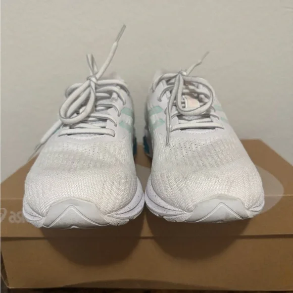 ASICS Gelquantum 180 White Fresh ice in 9.5 worn once - Picture 10 of 15